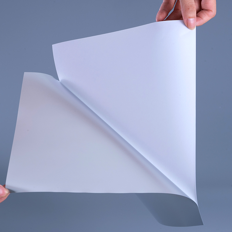 50mic mattahopea polyesterikalvotarramateriaalit vesipohjaisella akryyliliimalla ja vesipohjaisella pinnoitteella