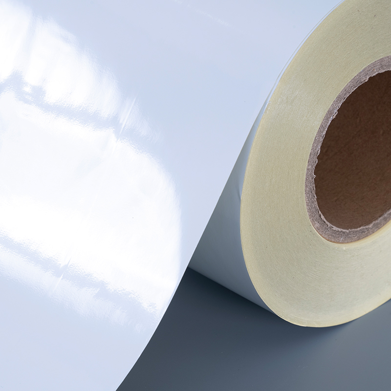50mic kiiltävä valkoinen polyesterikalvo itseliimautuva etiketti irrotettavalla alkoholinkestävällä ja korkeita lämpötiloja kestävällä