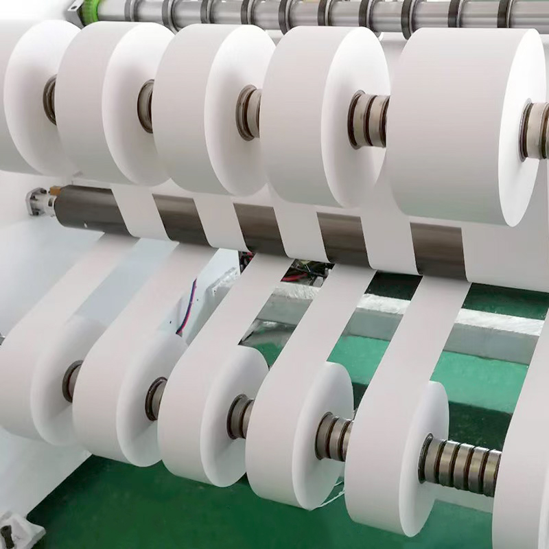 Mattapäällysteinen paperi mustesuihkutulostukseen tarrapaperille