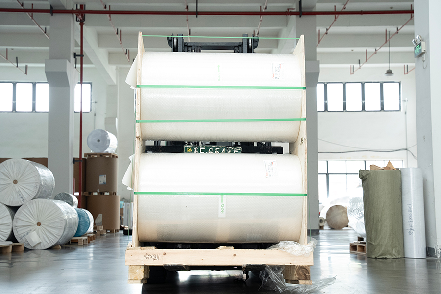 Mustesuihkupinnoitettu paperi